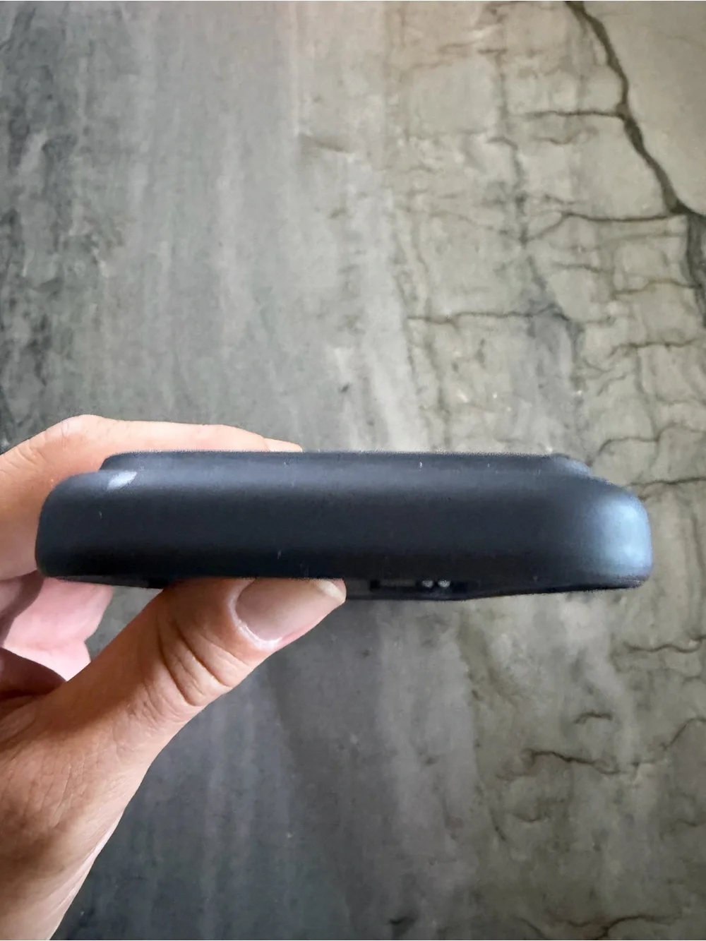 Spigen Clear Back Black MagSafe iPhone Case - I17